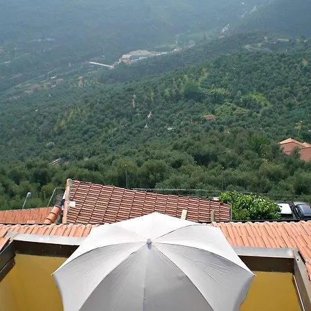 Borgata Castello アパート