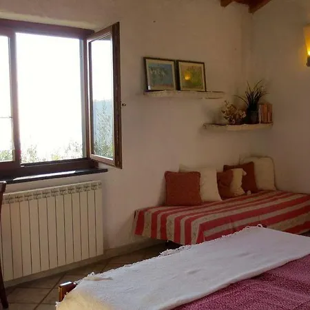 Borgata Castello Chiusanico