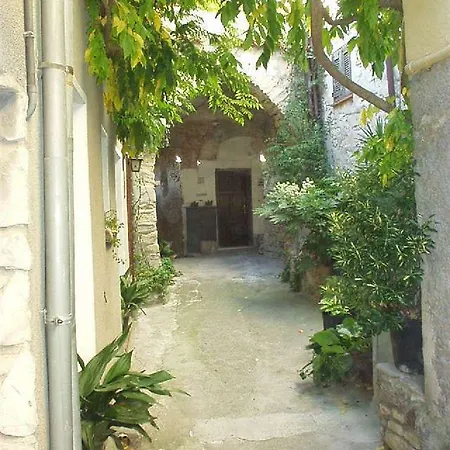 Borgata Castello * Chiusanico