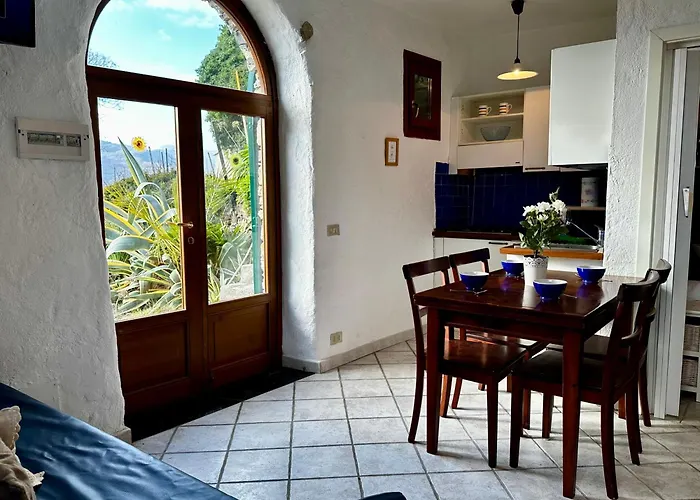 Borgata Castello * Chiusanico