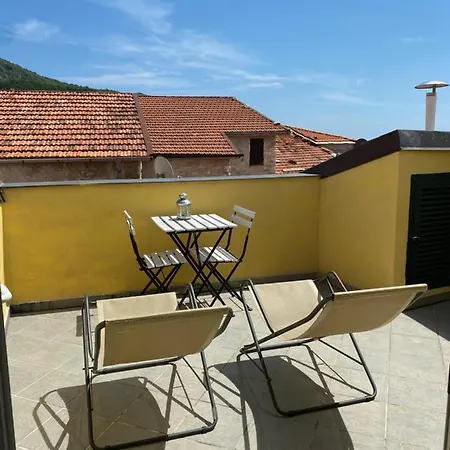 Borgata Castello * Chiusanico