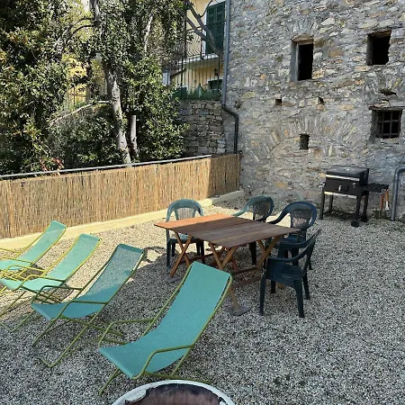 Appartamento Borgata Castello Chiusanico