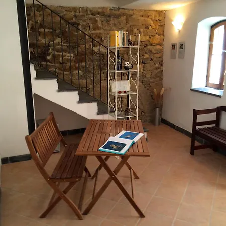 Borgata Castello * Chiusanico