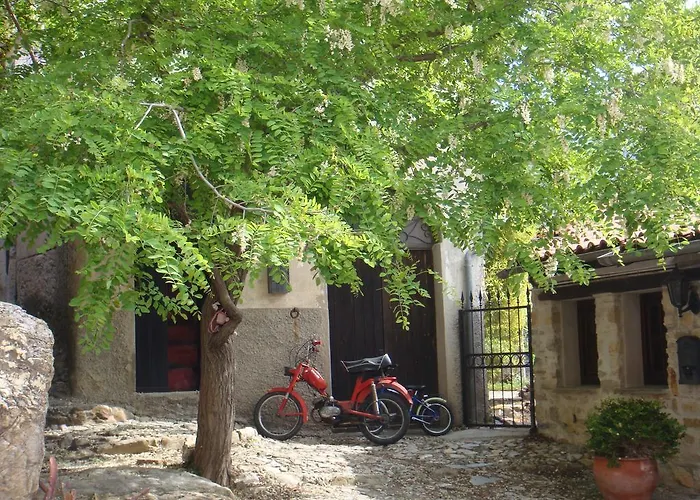 Borgata Castello Chiusanico