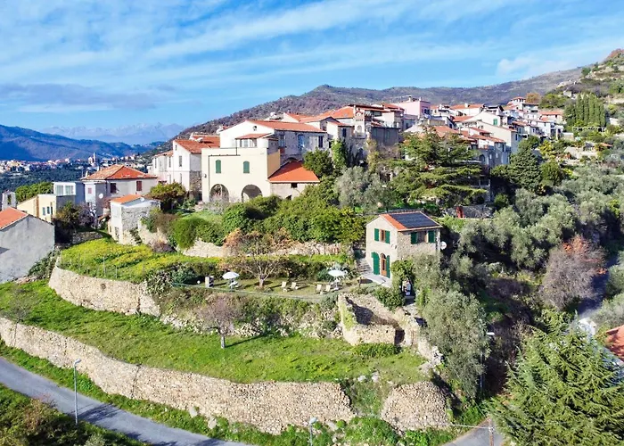 Borgata Castello Apartmán Chiusanico