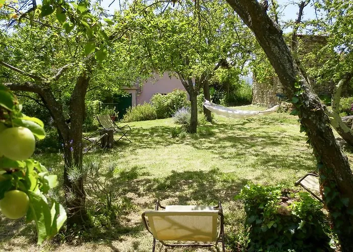 Borgata Castello Chiusanico